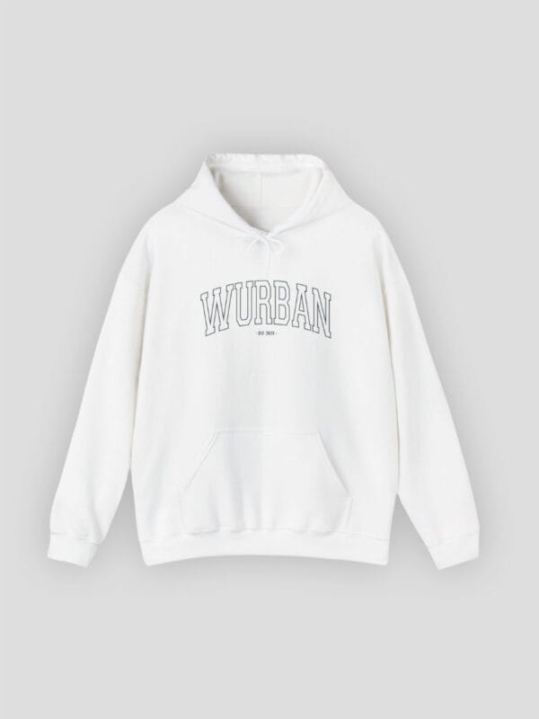 Een witte hoodie van wurban wear, dit is een varsity hoodie geïnspireerd uit de old school university style