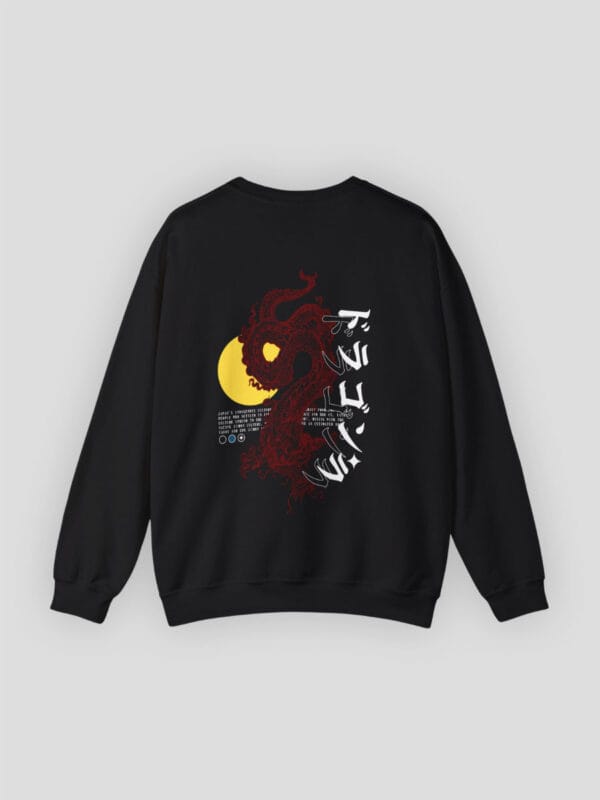 Een chinese dragon casual sweater van Wurban Wear met daarop een draak als mytisch wezen in een japanse stijl